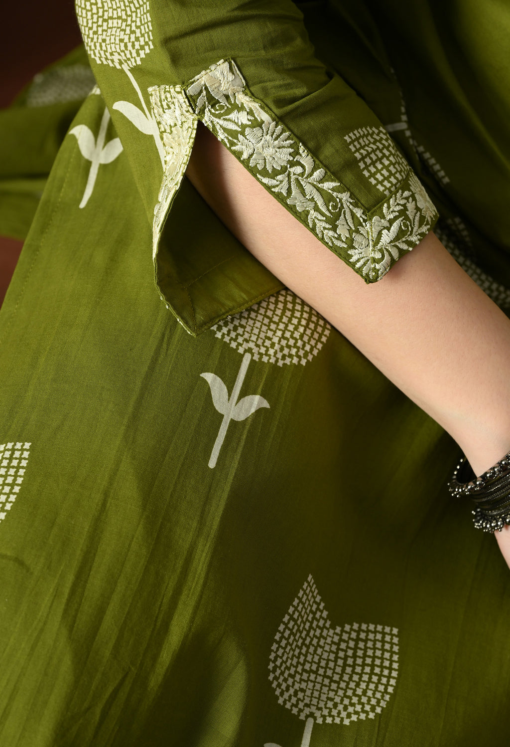 Elegant Olive Green Cotton Kurta Set